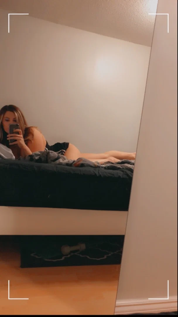 Taylor Ellana profile banner