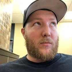 Travis's avatar