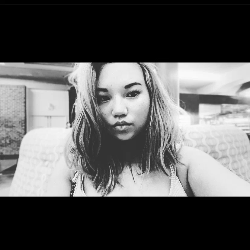 Laur's avatar