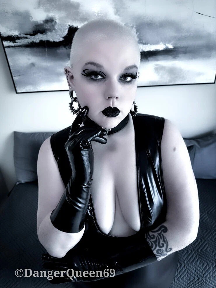 DangerQueen