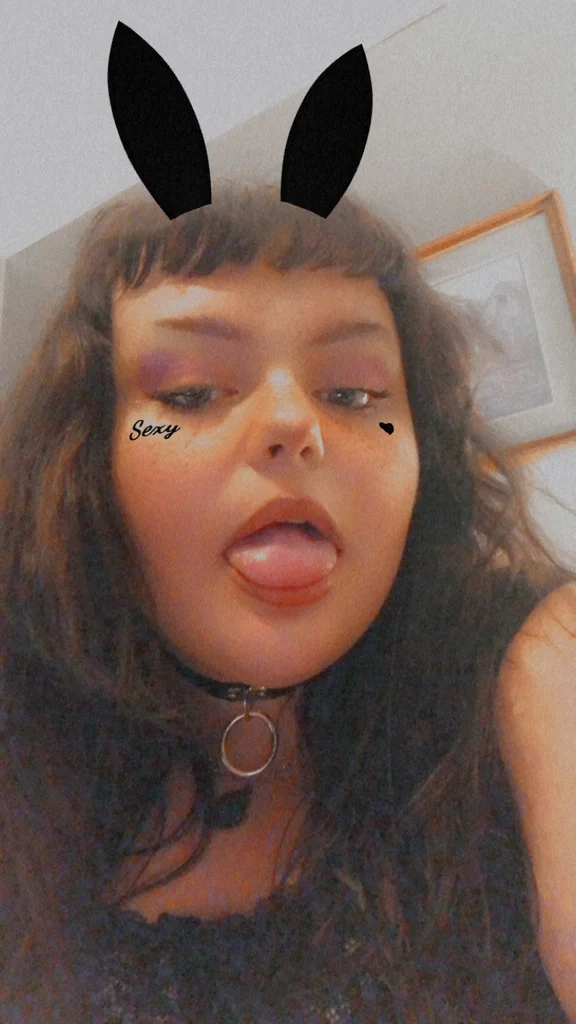 Maya Davis's avatar