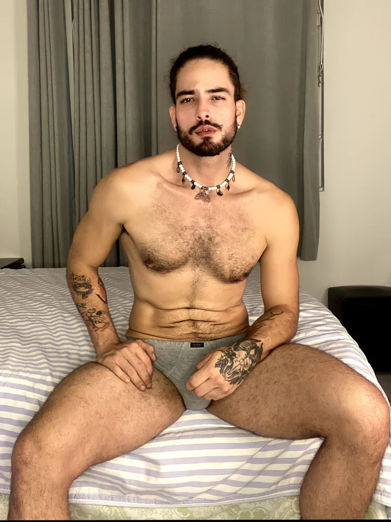 André