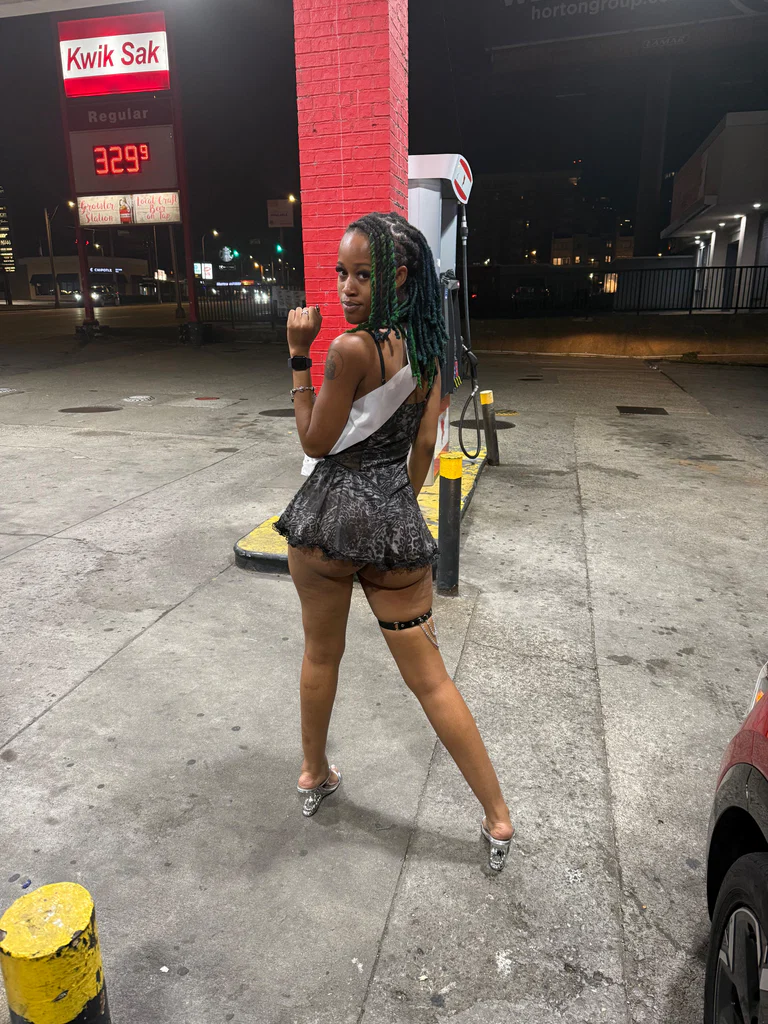 The College Fairy 🧚🏽‍♀️'s avatar