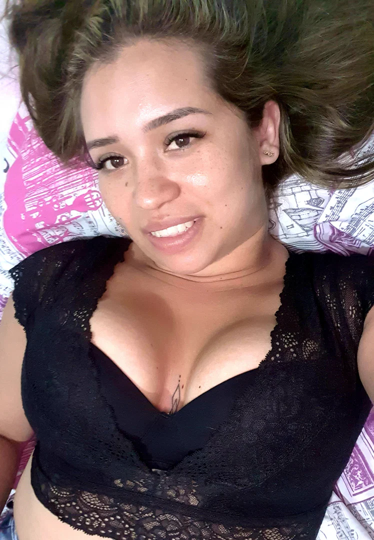 Lizeth López profile banner