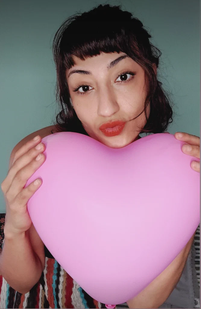 Lucy Enamore's avatar