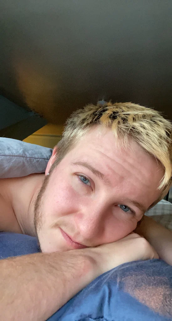 James Blonde's avatar