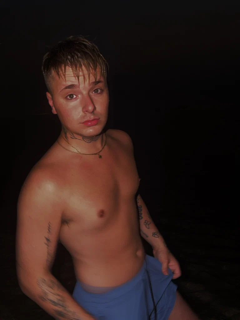 Cameron Rivers's avatar