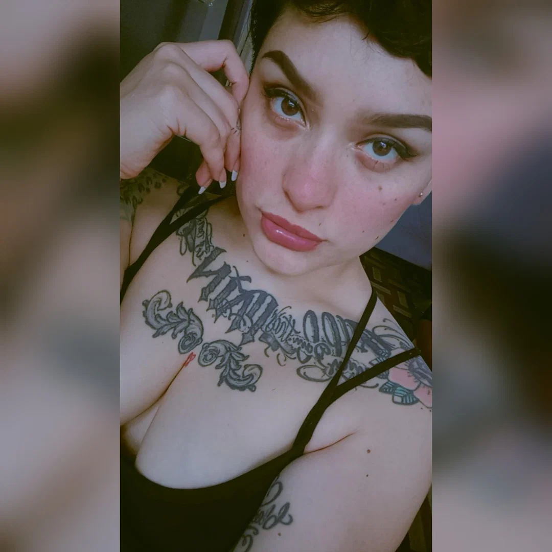 Danna profile banner