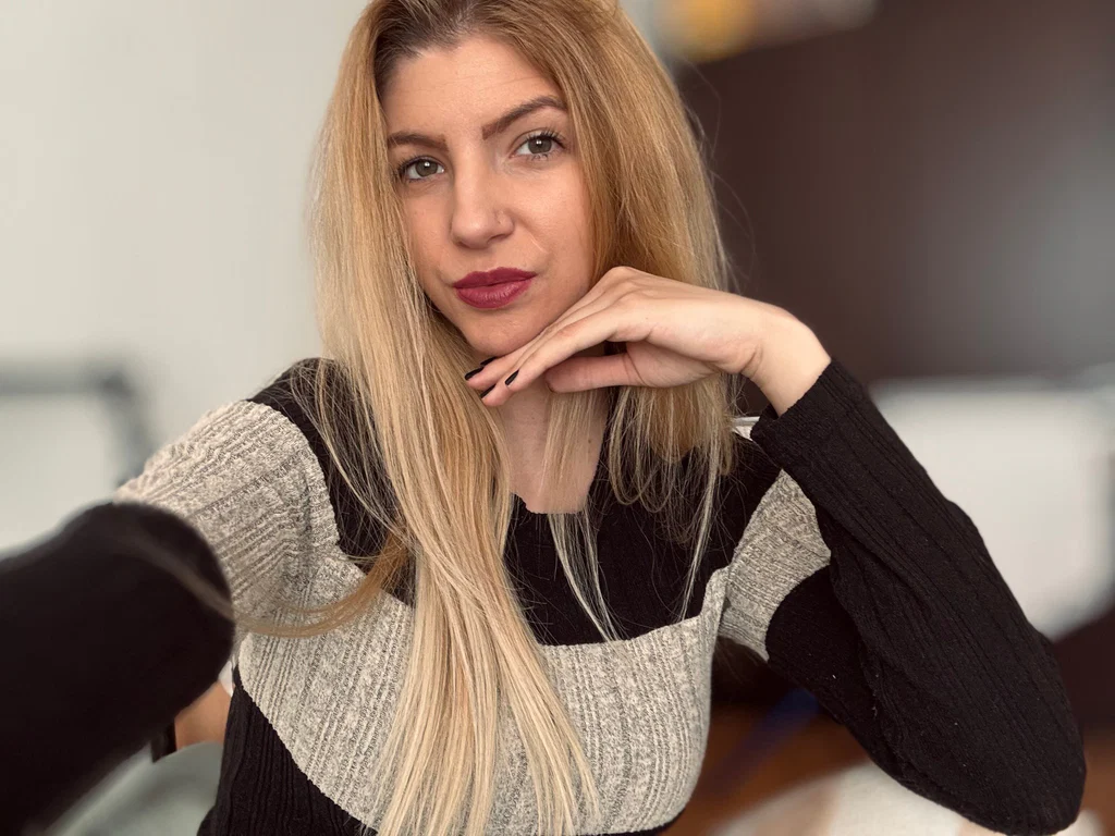 Missy Luv's avatar