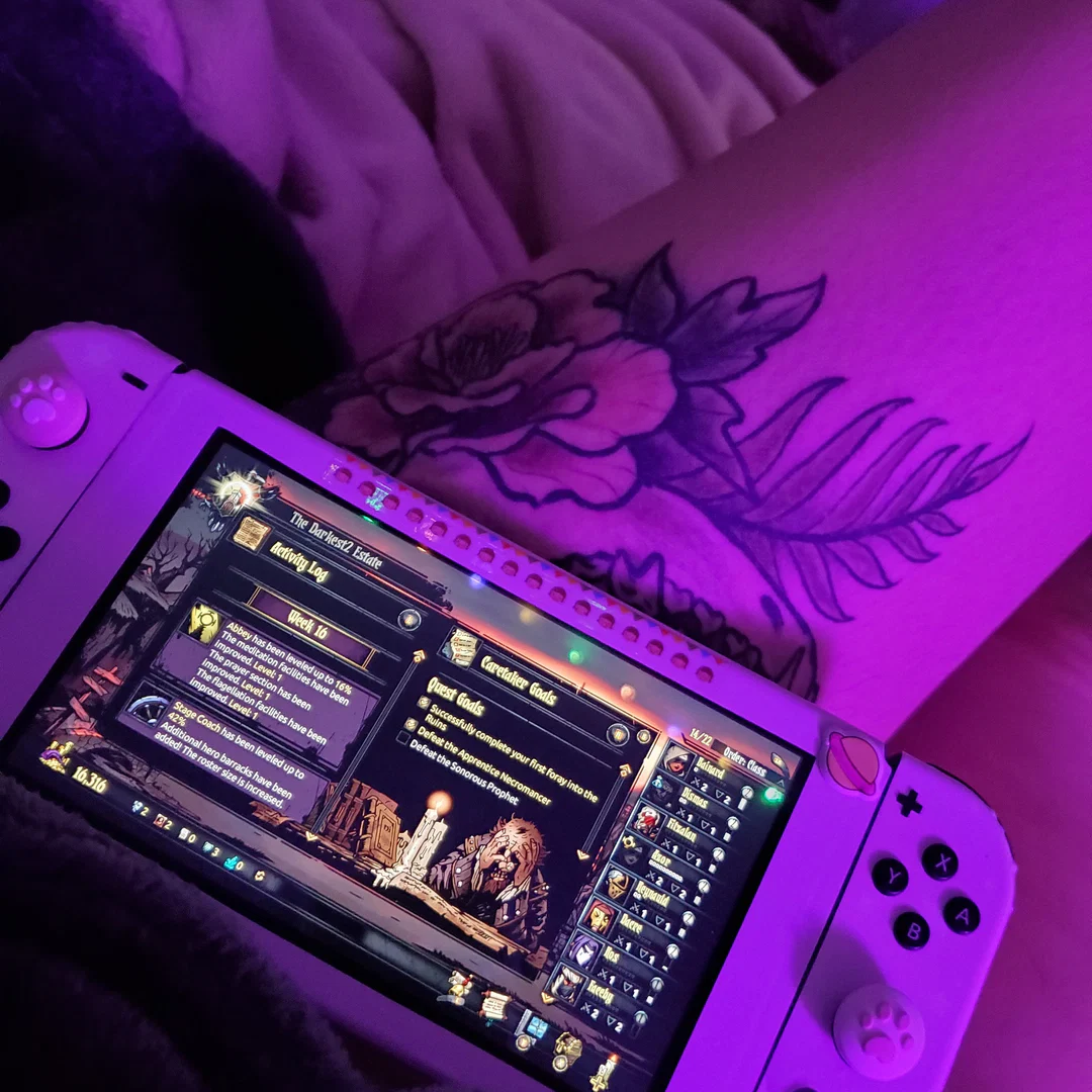 Sailor π Thick π Thighs profile banner