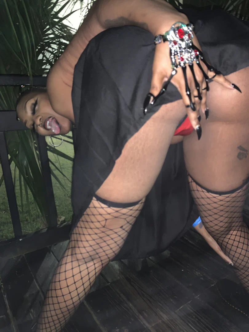 Chyna profile banner