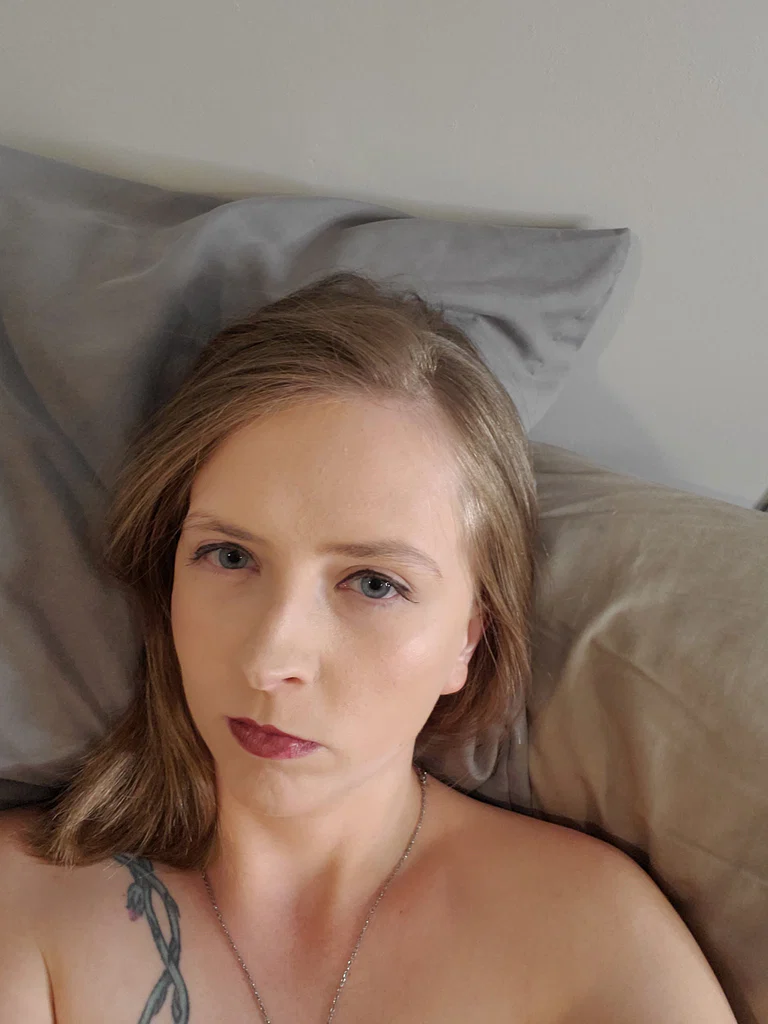 Emilie Page's avatar