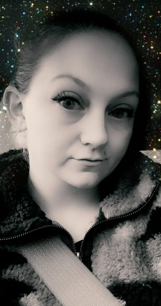 Danielle's avatar