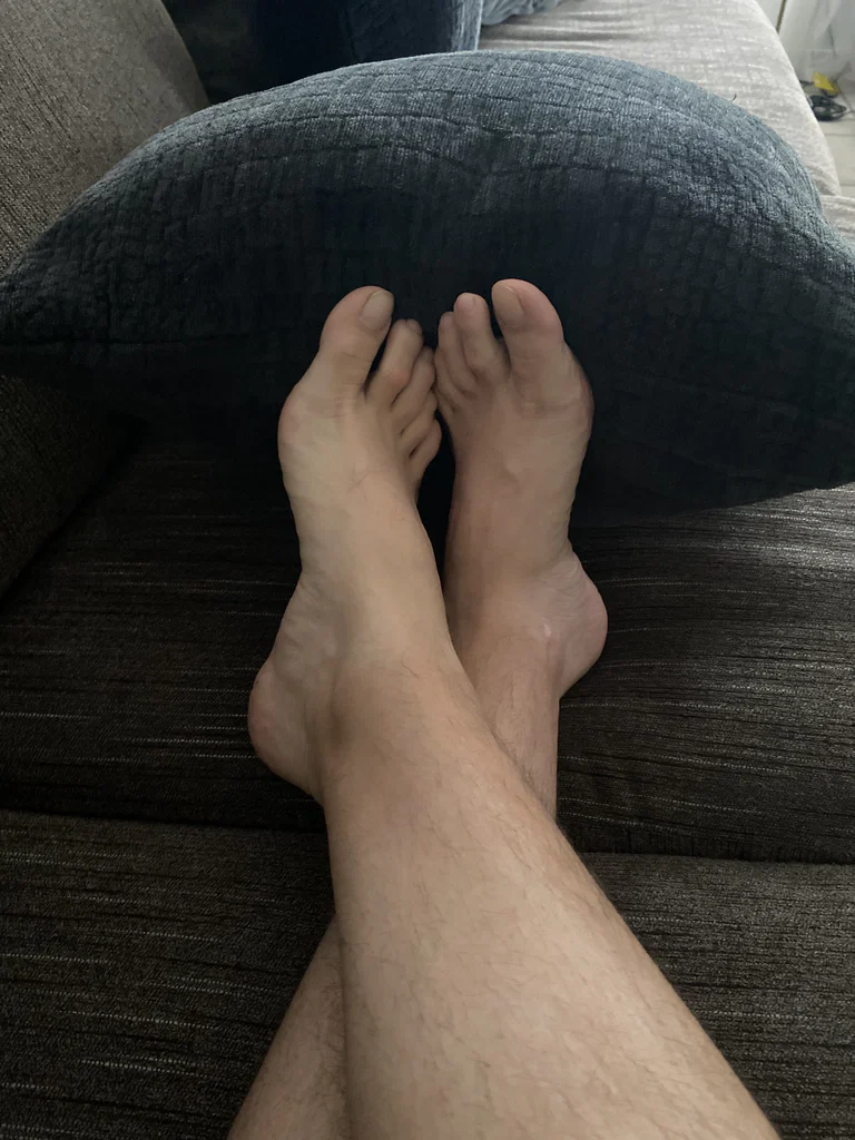 LickableFeet4Ya's avatar