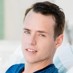 Justin Hunt's avatar