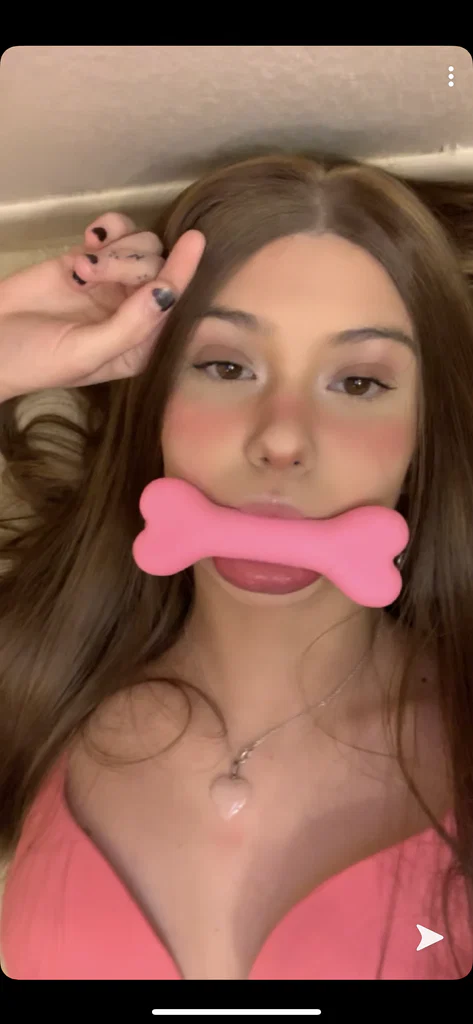 talia🍓's avatar
