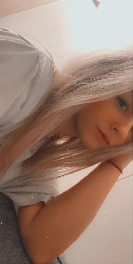 Alessia's avatar