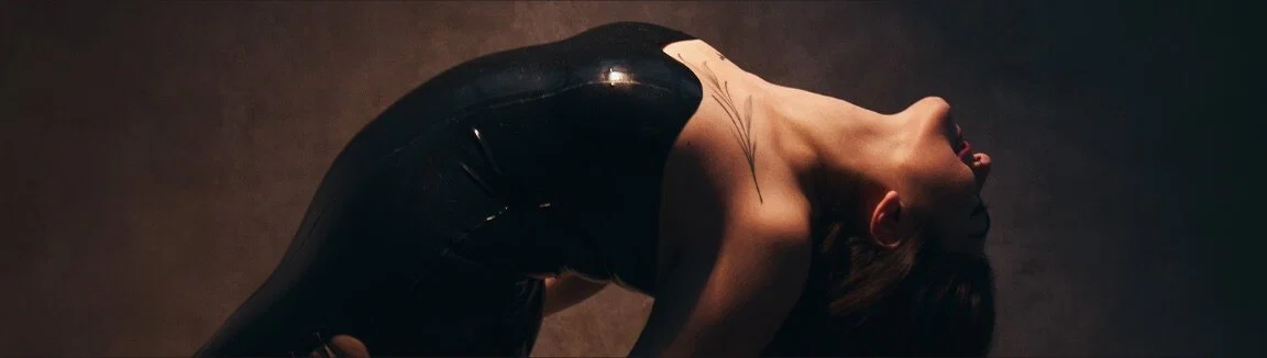 ENCHANTRESS DANA | FEMDOM profile banner