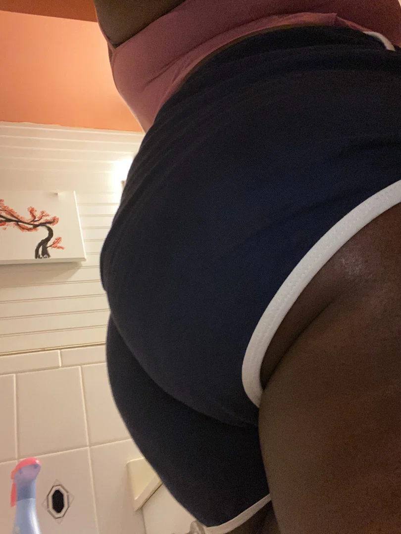 EbonyPickles profile banner