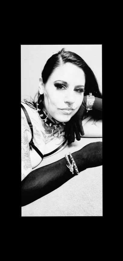 Amy Vile's avatar