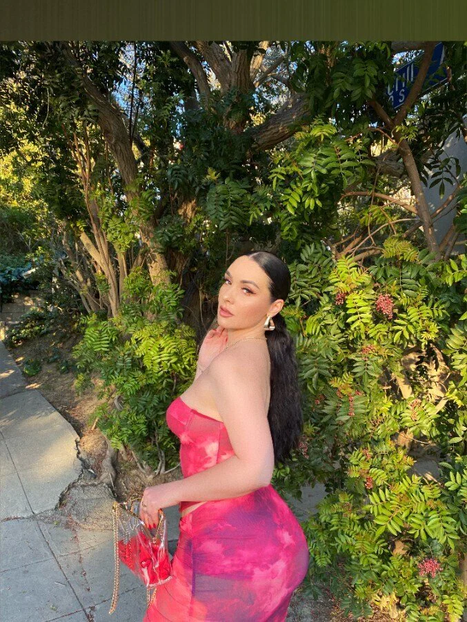 Viktoria Kay profile banner