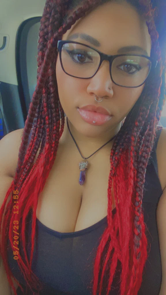 GothCannaMylf's avatar