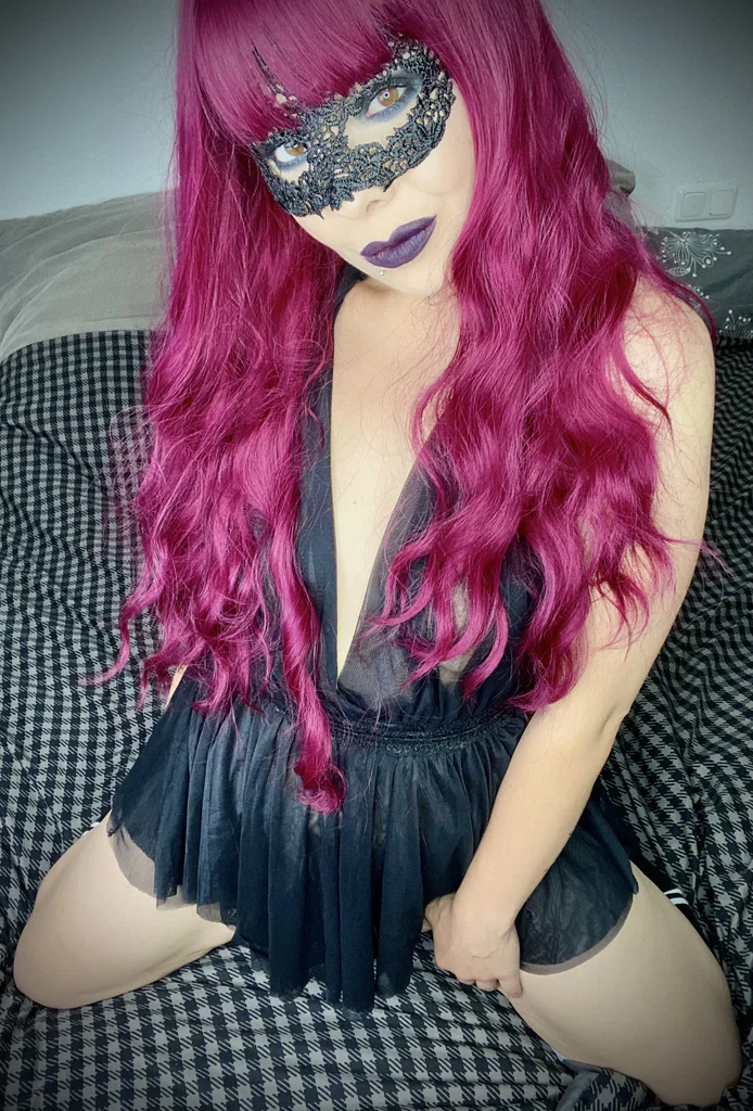 AureliaWild Gold's avatar