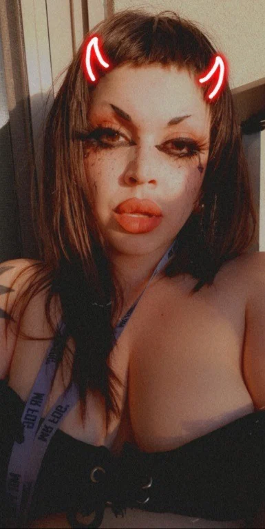 Miss Alayna Smittin's avatar
