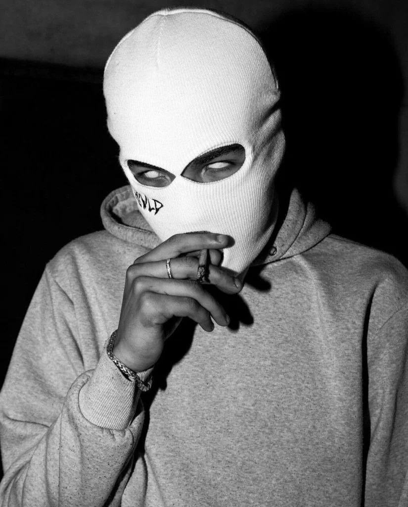 Put Da Mask On's avatar