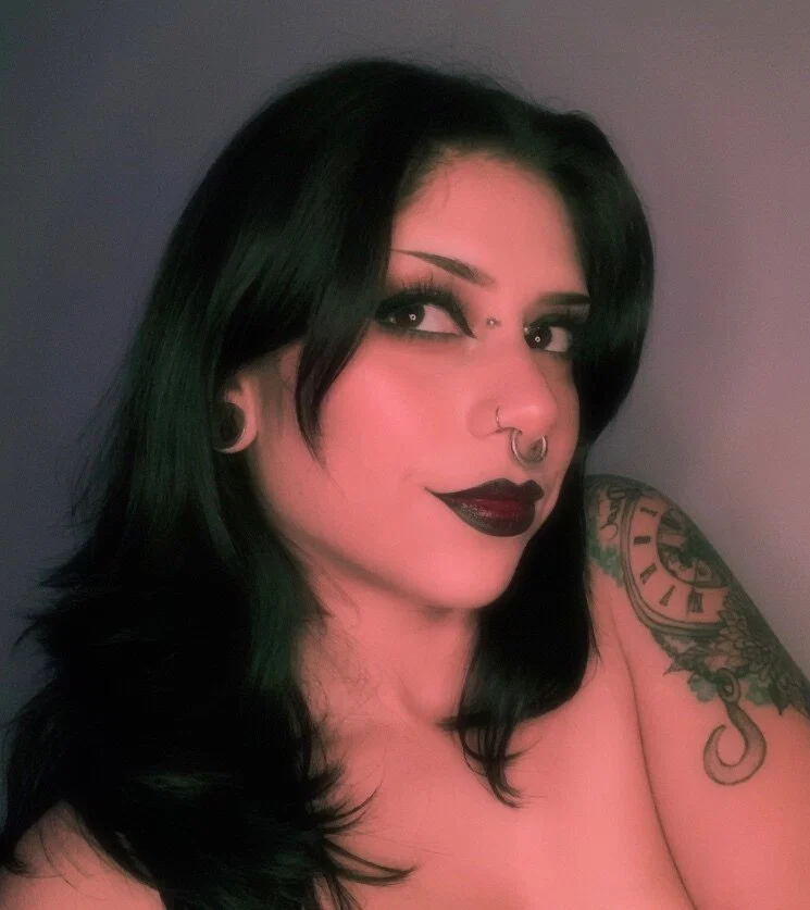 𝕯𝖎𝖛𝖎𝖓𝖊 🥀