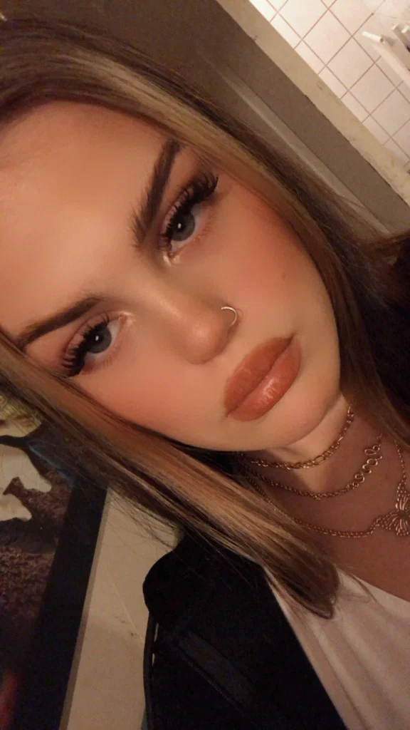 B's avatar