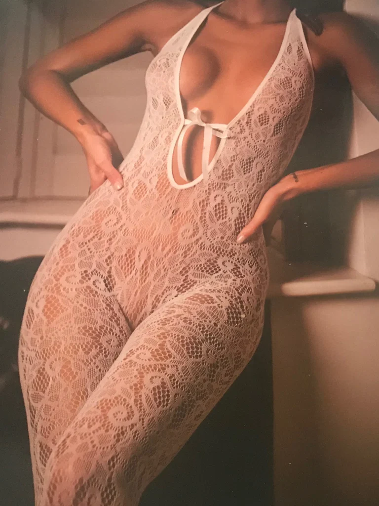 Queen B's avatar