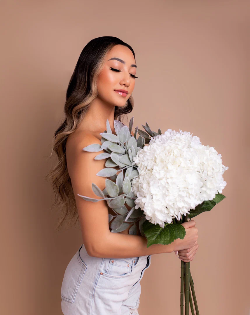 Kim profile banner