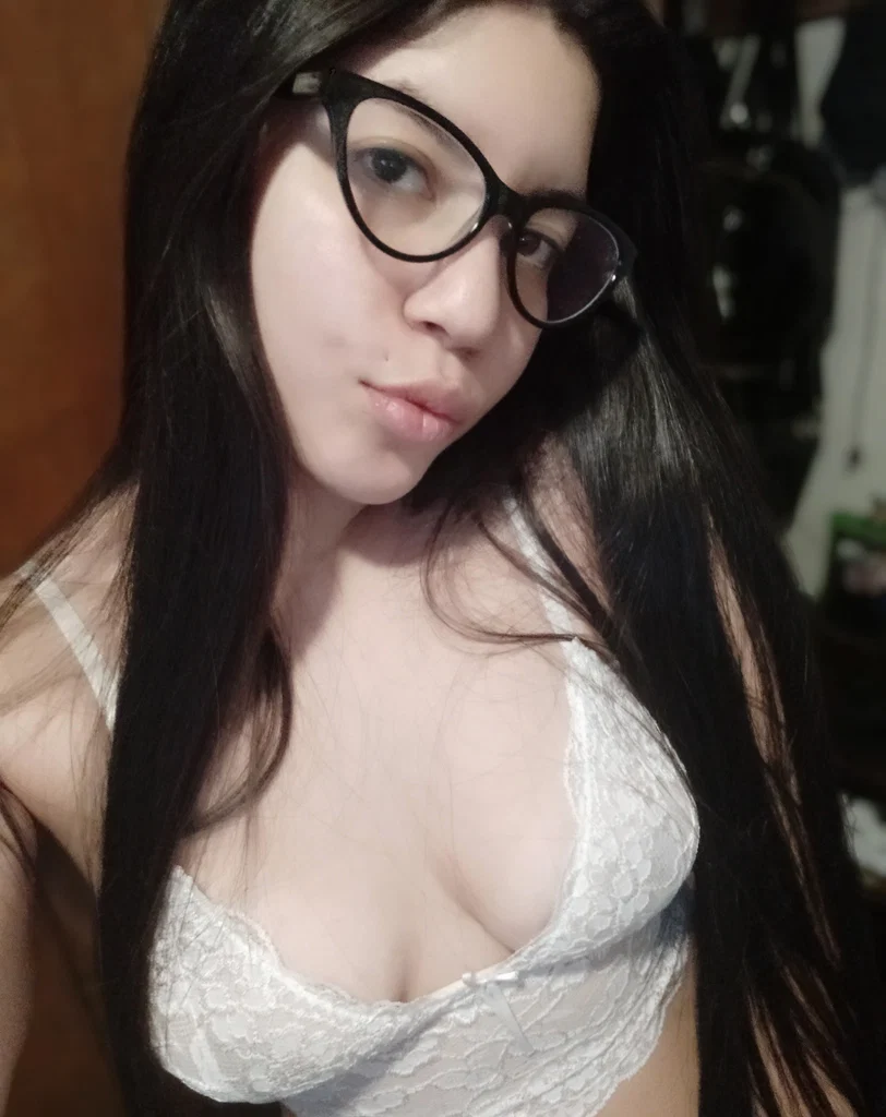 Lucile love's avatar