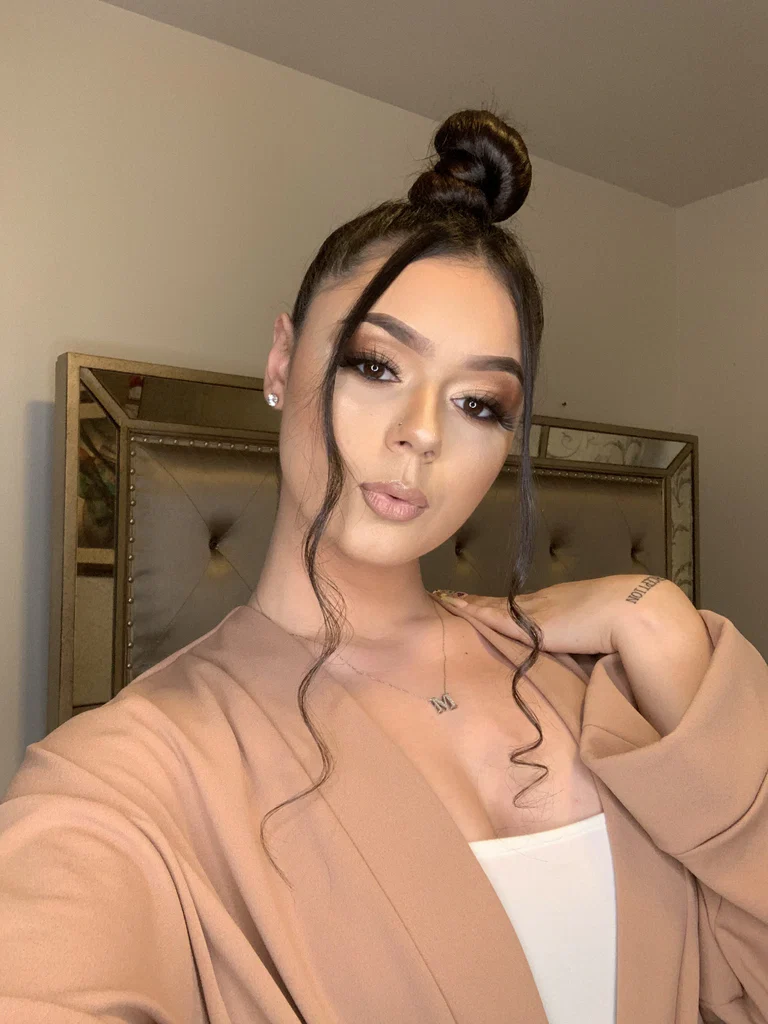 Melody Calvert's avatar