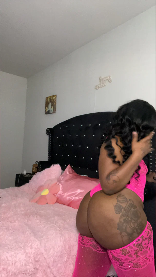 tia stacks profile banner