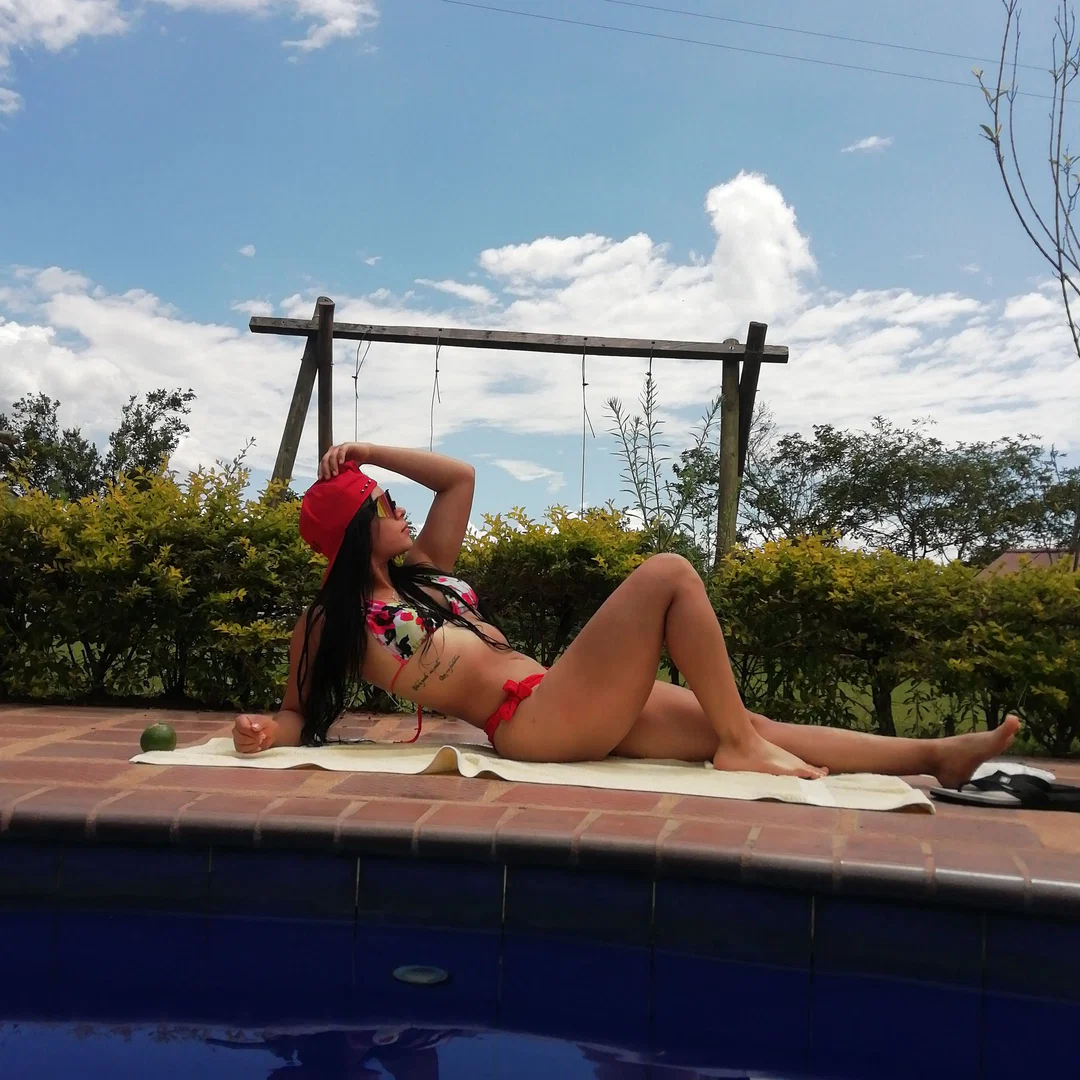 Cathe Gonzalez profile banner