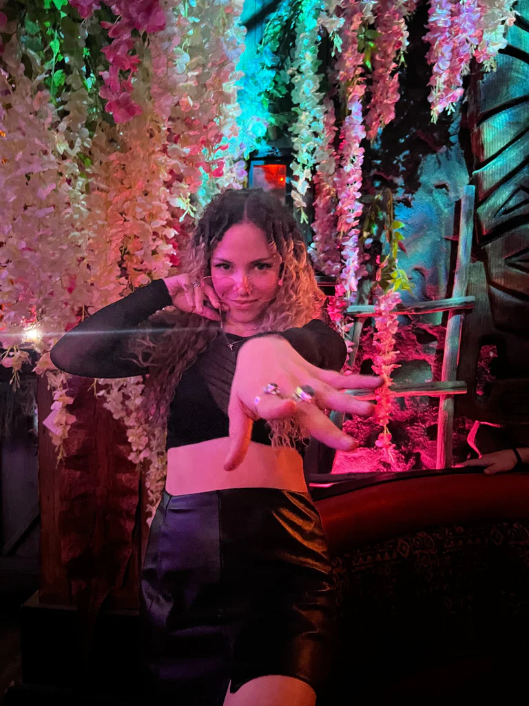 Selina Pink's avatar