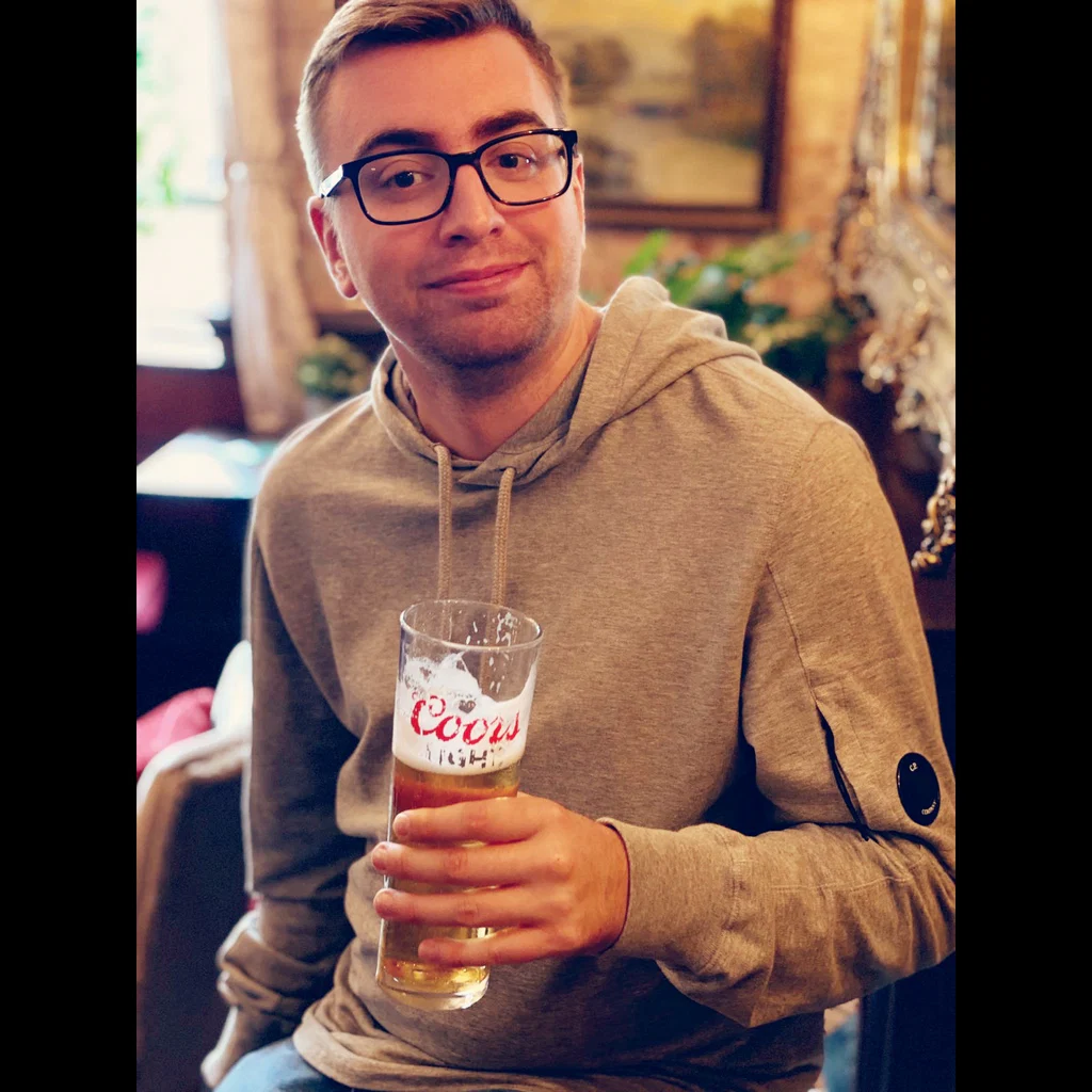 Ryan Clarke's avatar