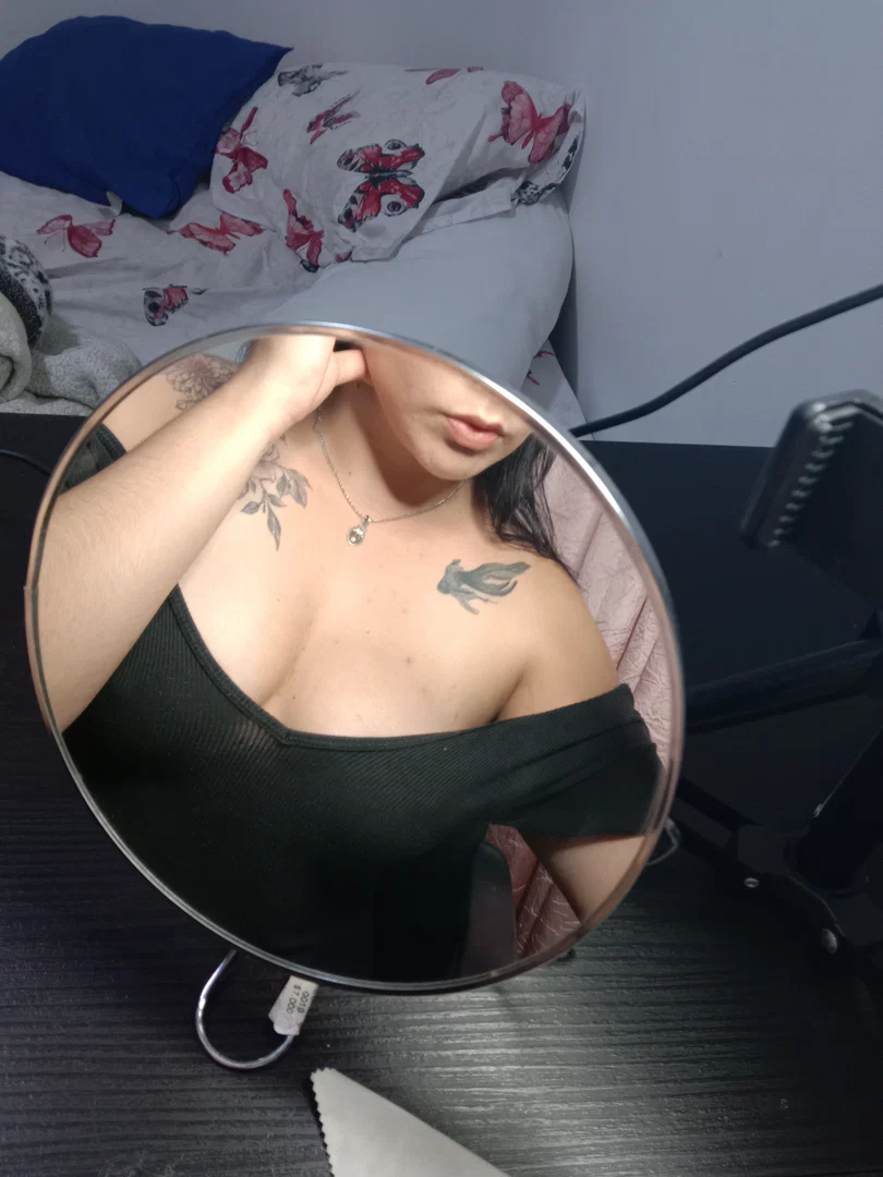 Petit Girl profile banner