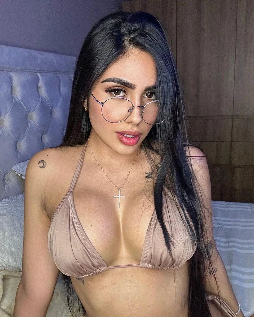 Vivían 💖's avatar
