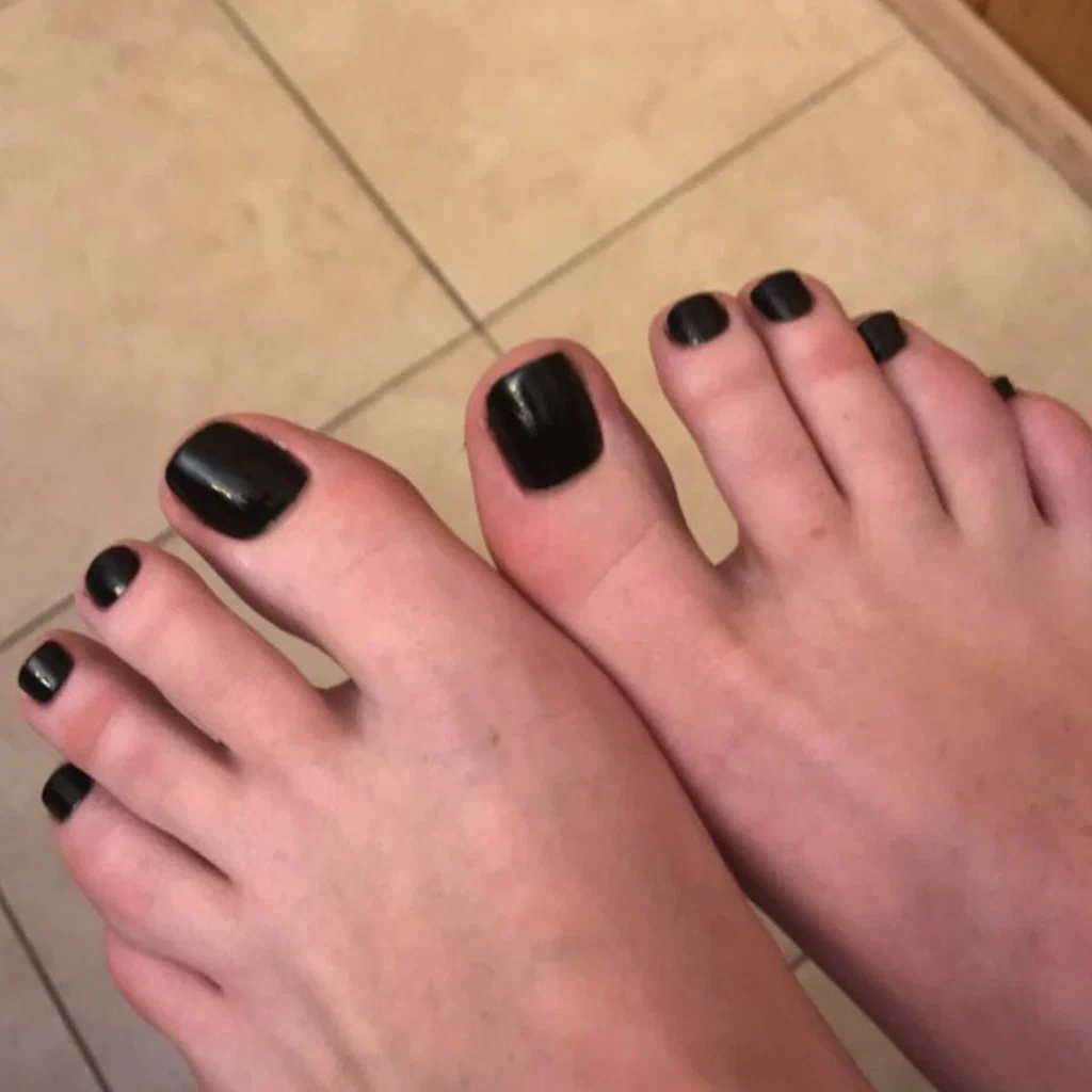 Stinky Kinky Boot Babe🦶🏼👢