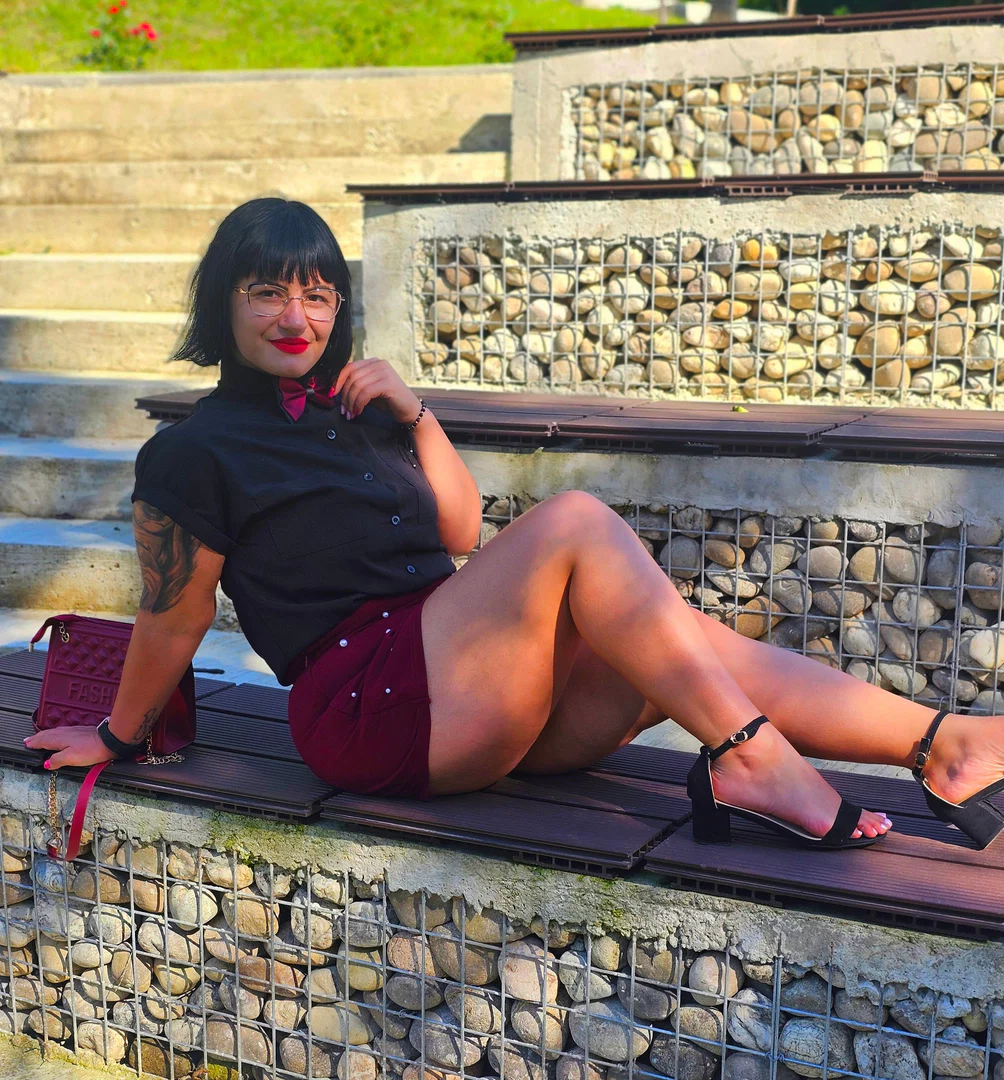 Claudia Maria profile banner