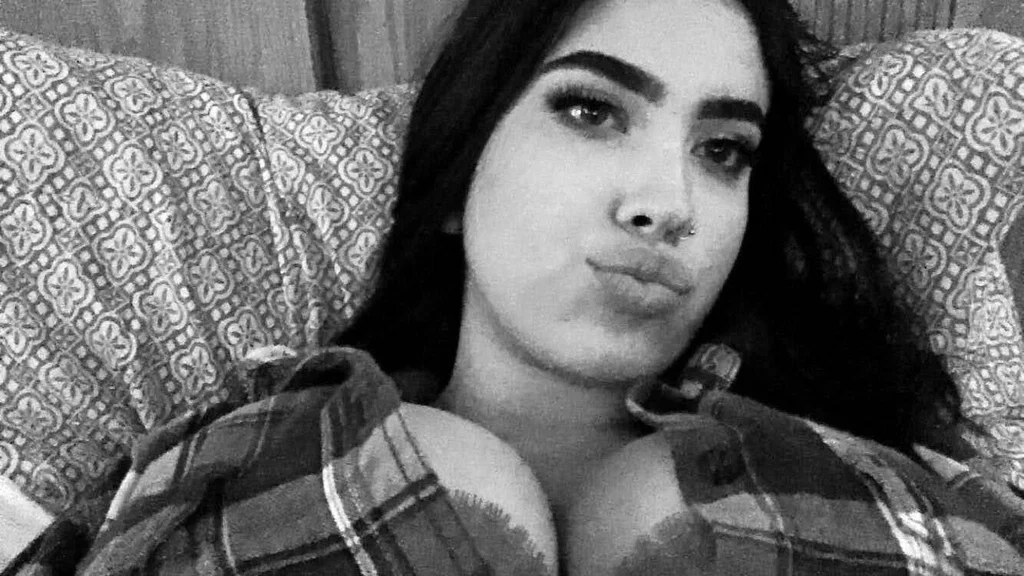 H A R L E Y 🍒's avatar