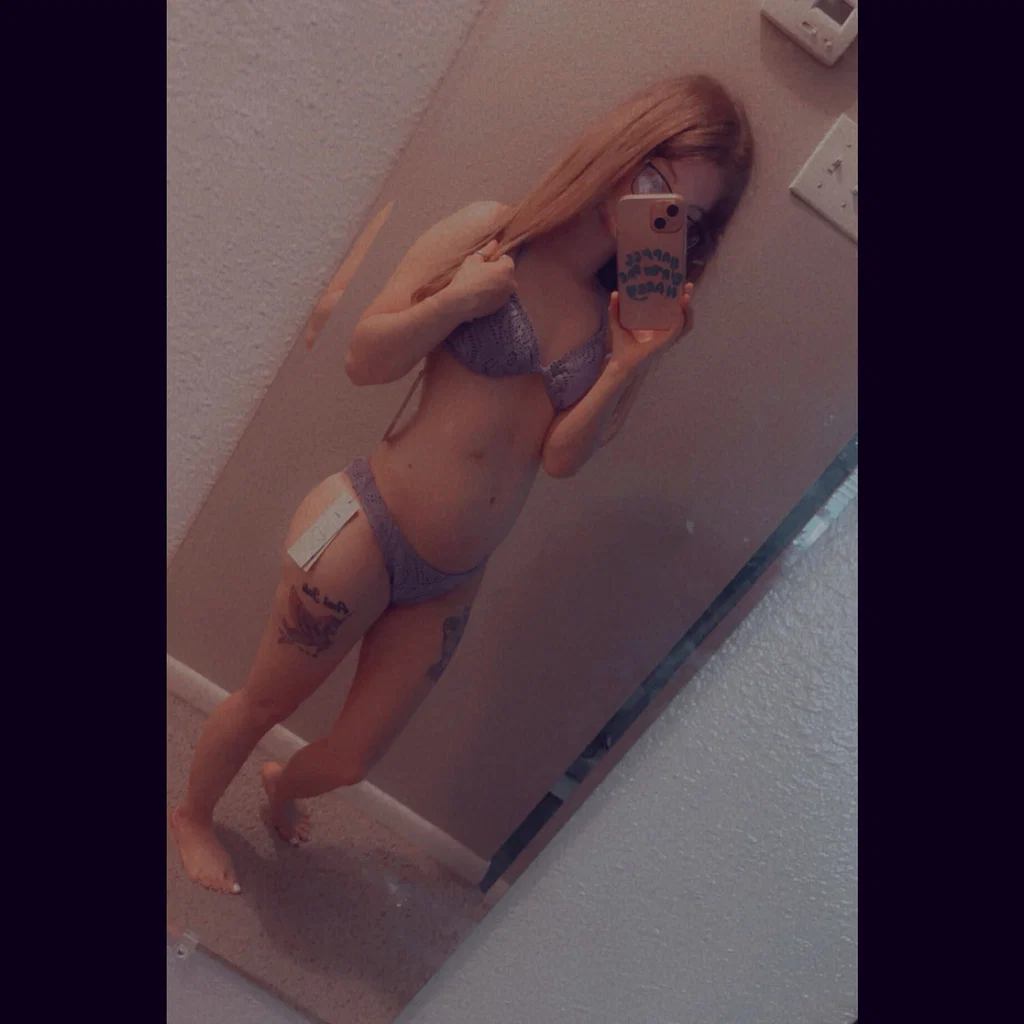 Short Lil Momma's avatar