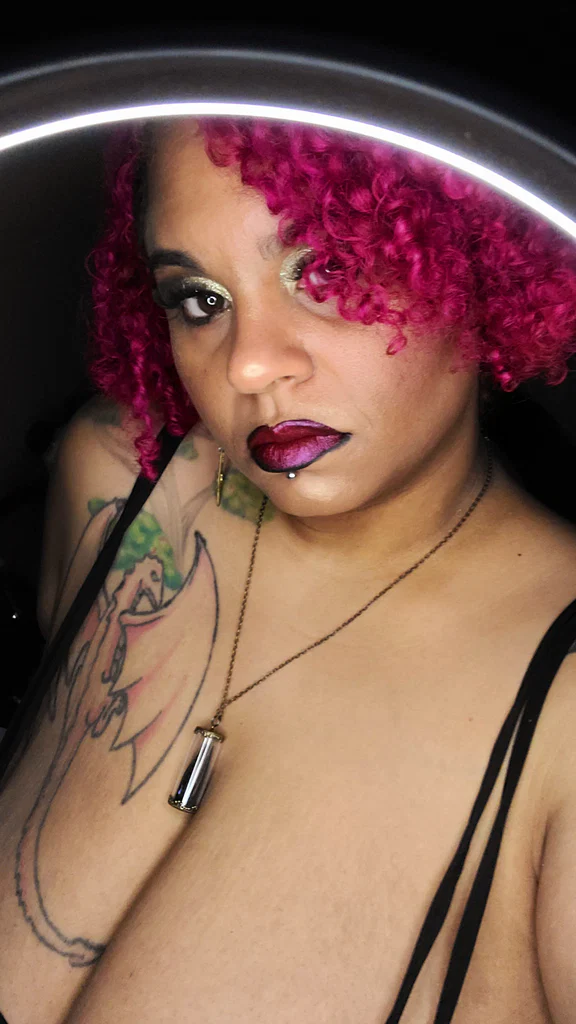 Brianna Foxy's avatar