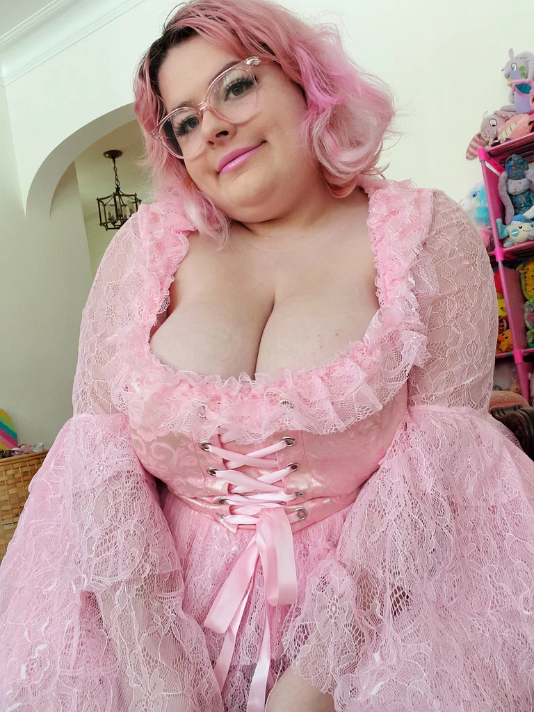 Soft Cera Bella's avatar