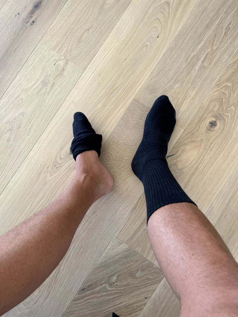socks-sneakers-feet's avatar