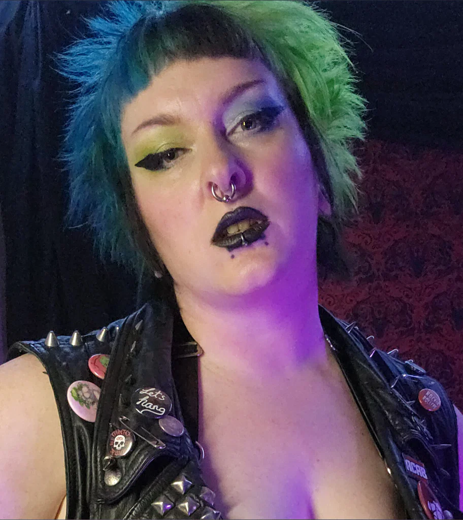 ⚡BBW PUNK FARTS⚡ NO LONGER ACTIVE's avatar