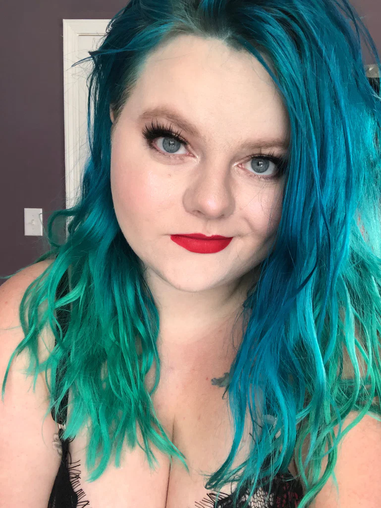 Pretty At Midnight's avatar